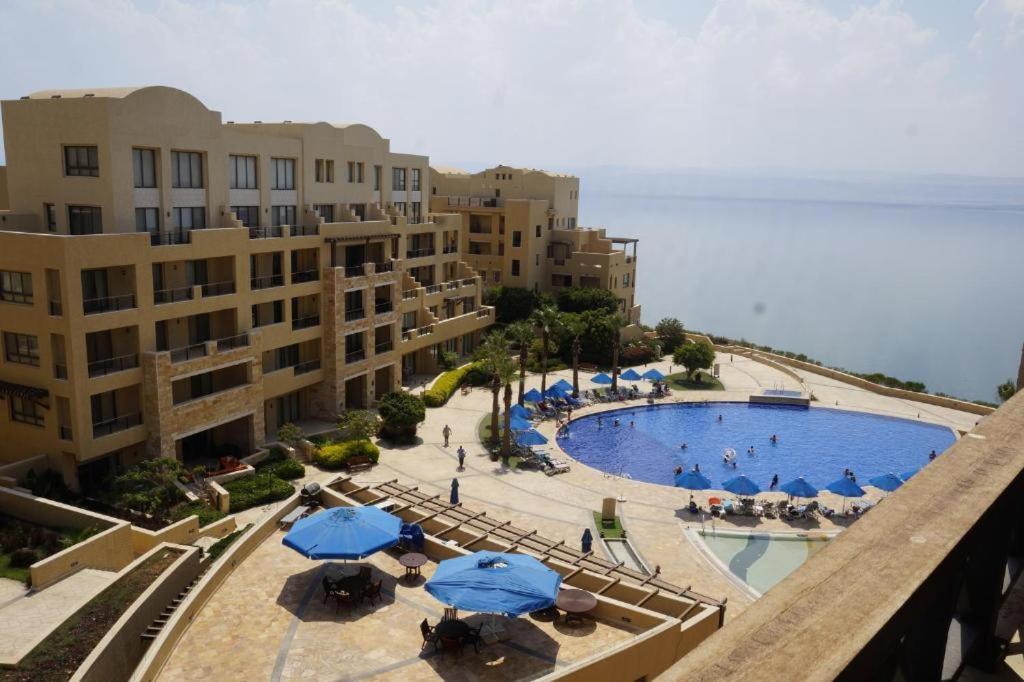 Spacious Apartments With Sea View At Samarah Resort Sweimeh Exterior foto